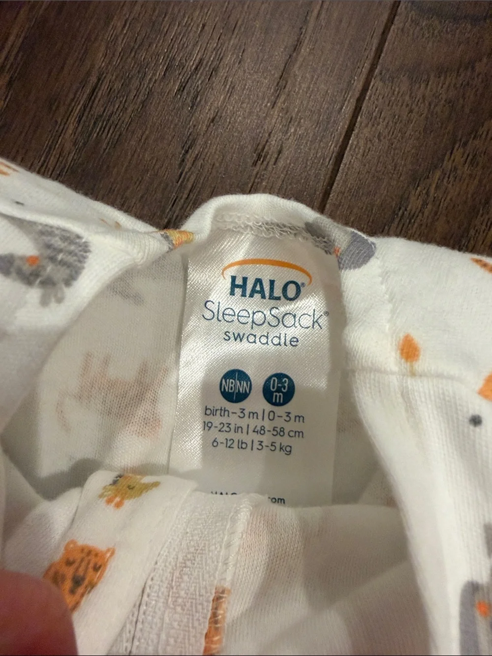 Halo White Sleep Sack with Orange & Gray Safari Animals Size 0-3 Months C27-182